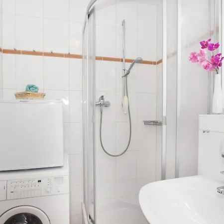 Res Minervapark Whg 11 شقة *